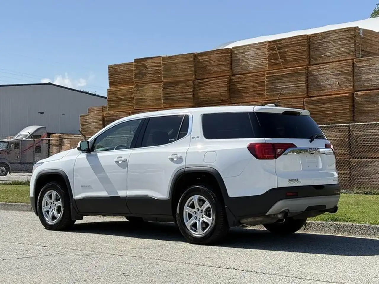 GMC Acadia снимка GMC Acadia