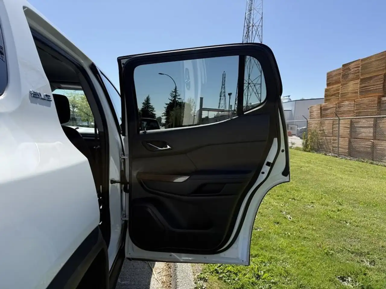 GMC Acadia снимка GMC Acadia