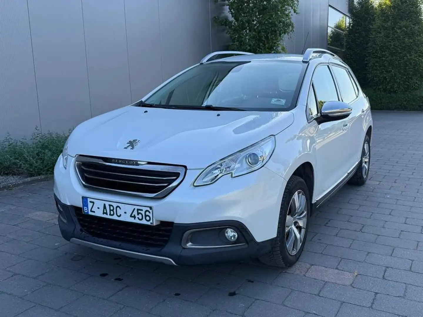 Peugeot 2008 2008 1.6 e-HDi // Automatique // TEL 0492436959 - 1
