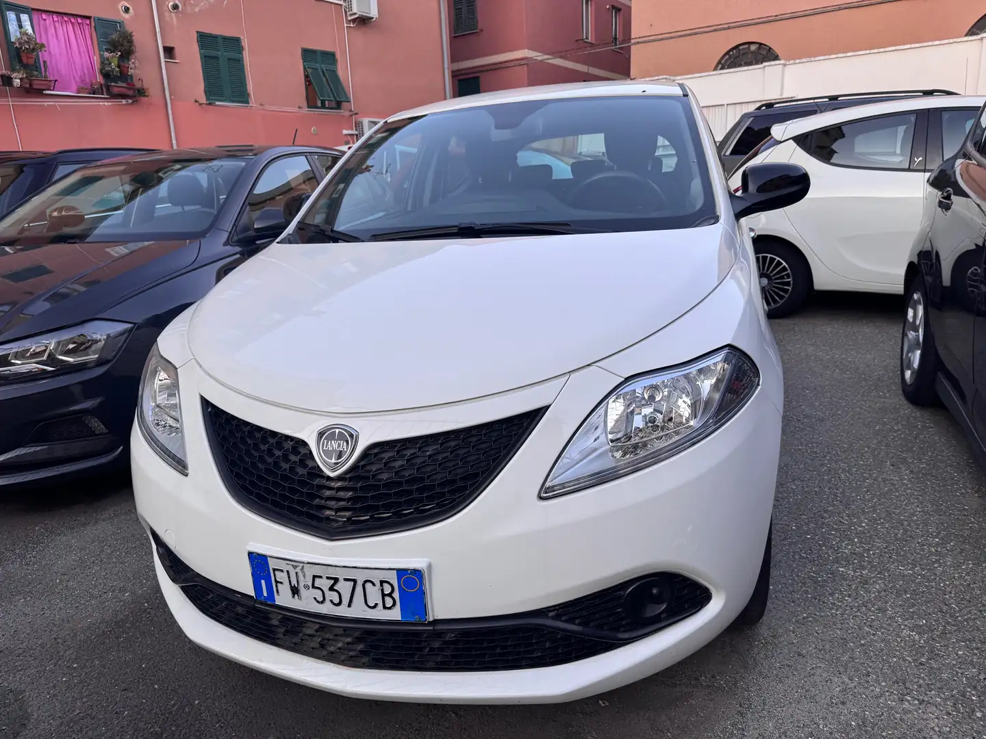 Lancia Ypsilon Ypsilon 1.2 Gold ecochic Gpl 69cv my19 Bianco - 2