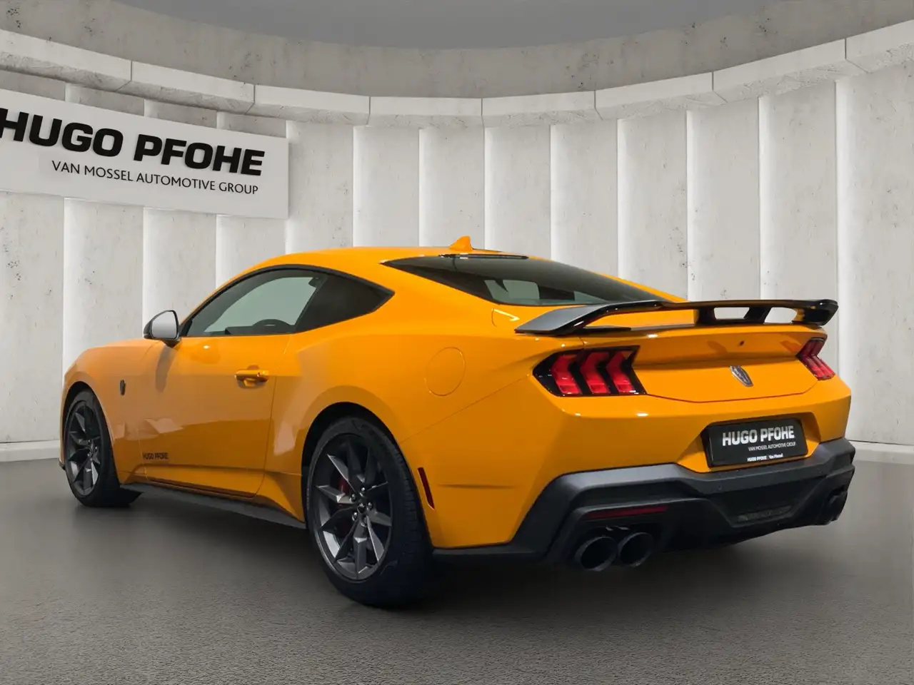 Ford Mustang Dark Horse Fastback V8 5.0 l Ti-VCT V8. 6-Gang-Sch 3