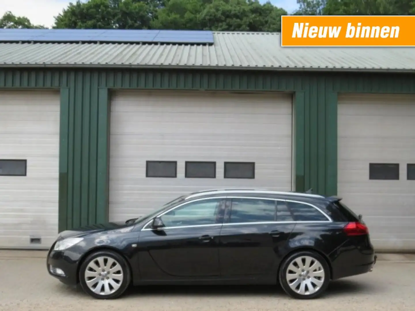 Opel Insignia 1.6 T Cosmo Zwart - 1