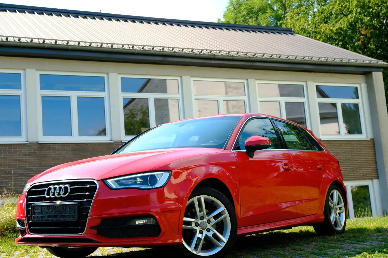 Audi A3 Sportback 1,4TFSI Attraction/S-Line/1Hd./MMI Rot - 1