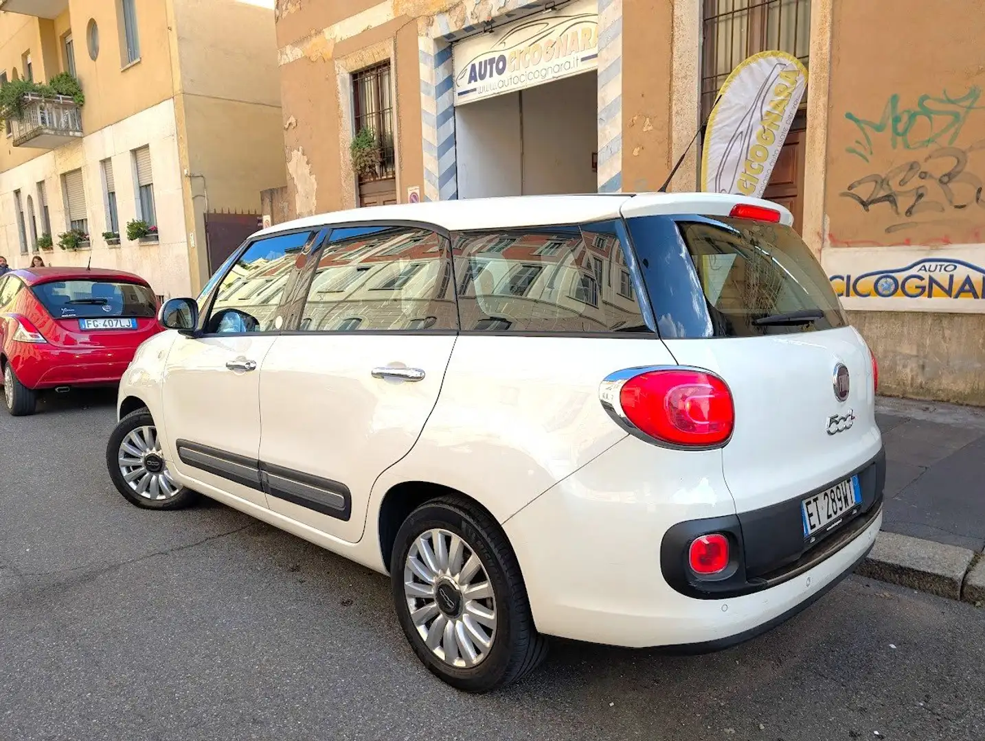 Fiat 500L Living 1.6 mjt Pop Star 105cv Weiß - 2