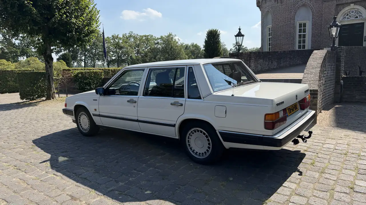 Volvo 760 2.8 V6 Aut Airco 1988 origineel NL, zeer mooi!, foto 7