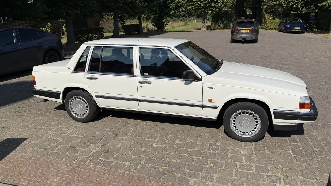 Volvo 760 2.8 V6 Aut Airco 1988 origineel NL, zeer mooi!, foto 9