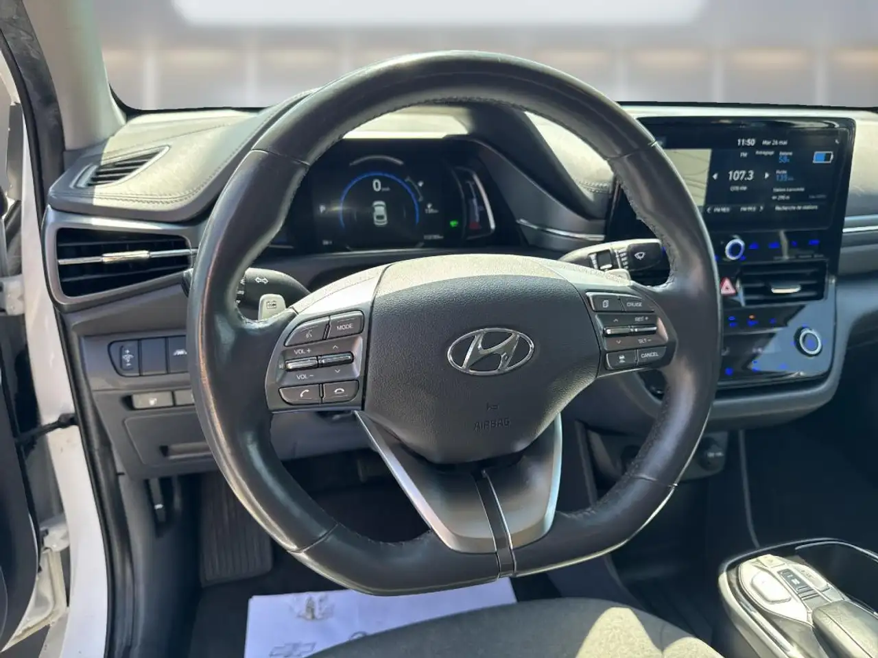 Hyundai IONIQ photo Hyundai IONIQ