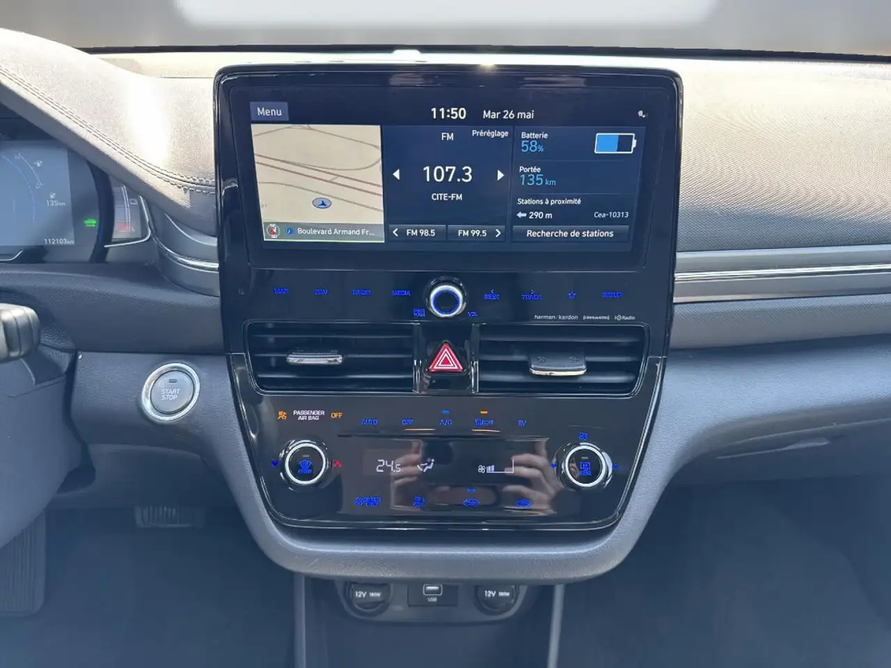 Hyundai IONIQ photo Hyundai IONIQ