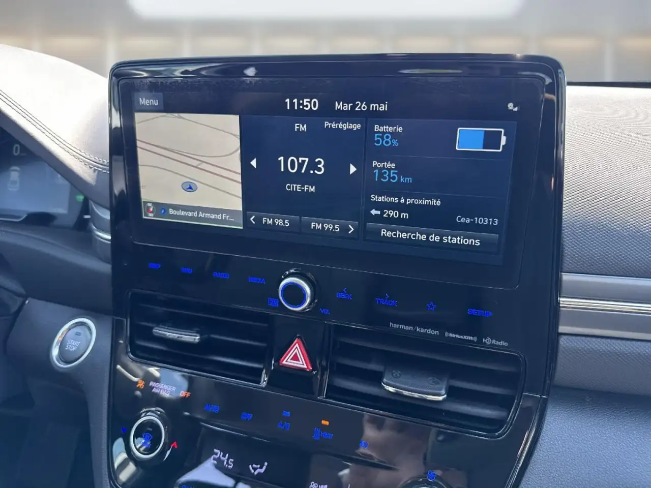 Hyundai IONIQ photo Hyundai IONIQ