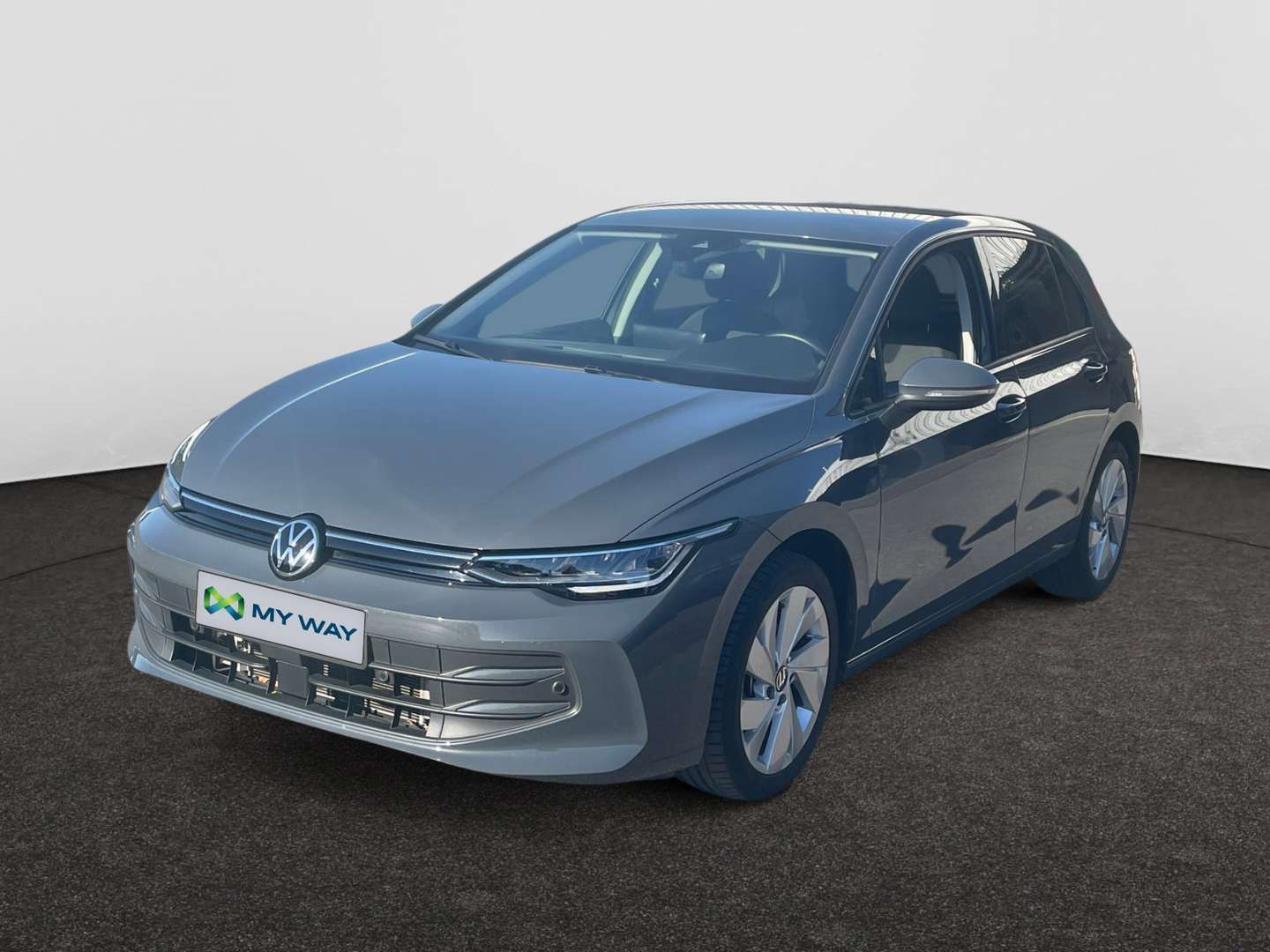 Volkswagen Golf nuo 390 €/ mėn Benzinas 2024m. Sedanas Mechaninė