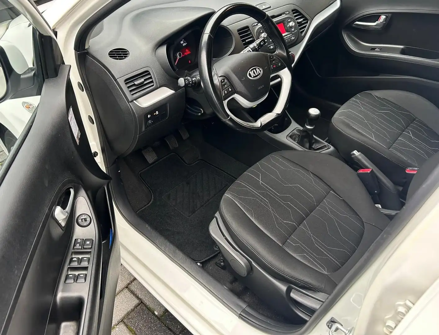 Kia Picanto 1.0 CVVT BusinessLine - Airco - 5drs - APK 11-'26 Wit - 2