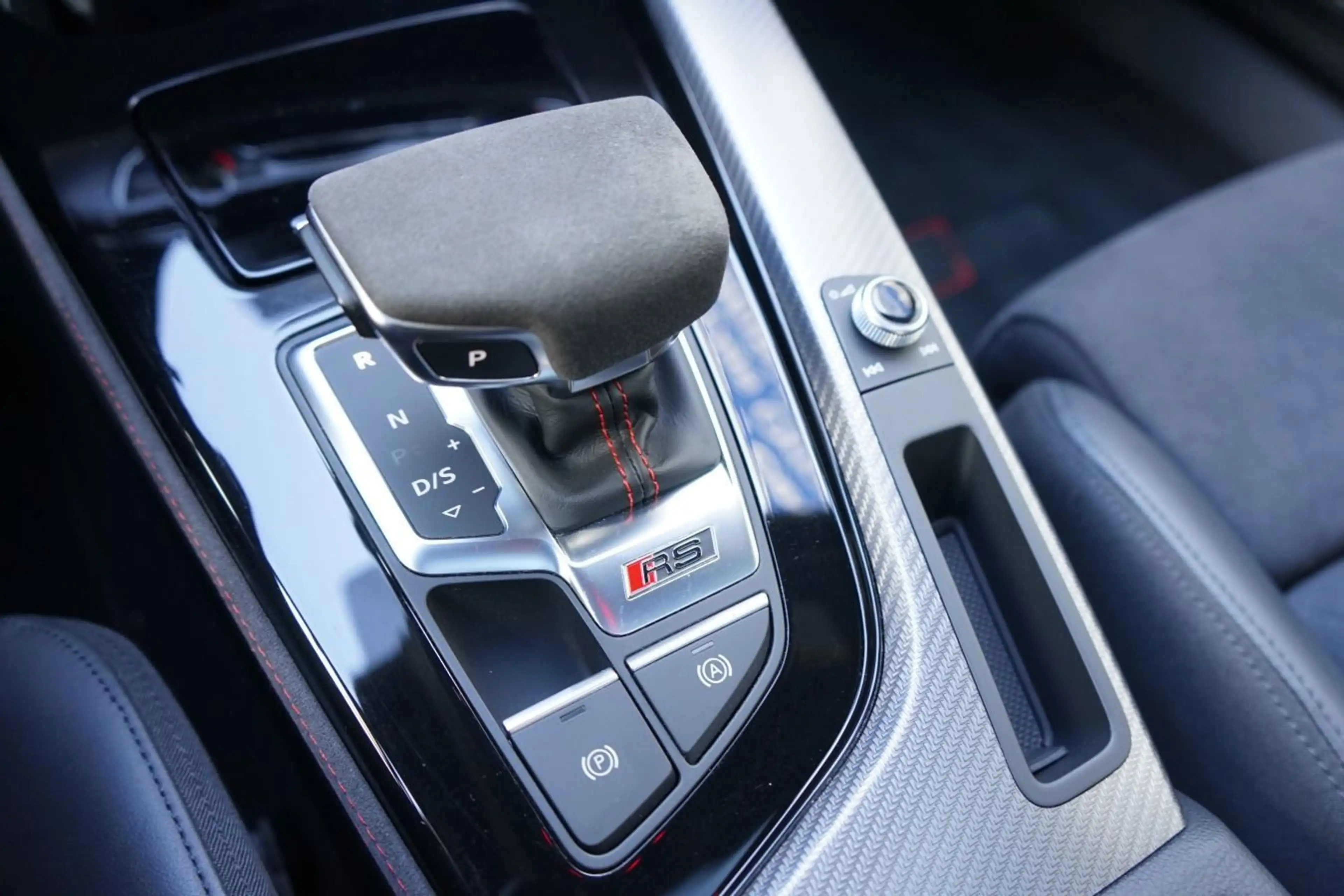 Audi RS5 2.9 TFSI quattro*B&O*Panorama* — photo 13