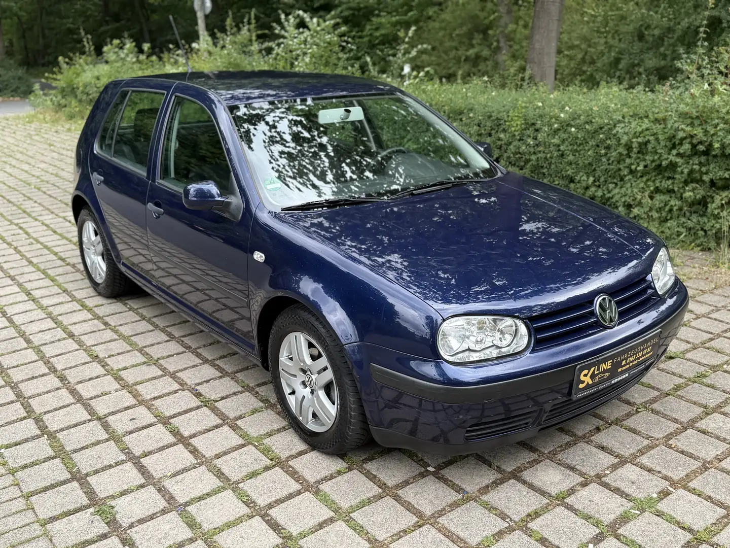 Volkswagen Golf 1.6 Automatik Comfortline Blau - 2
