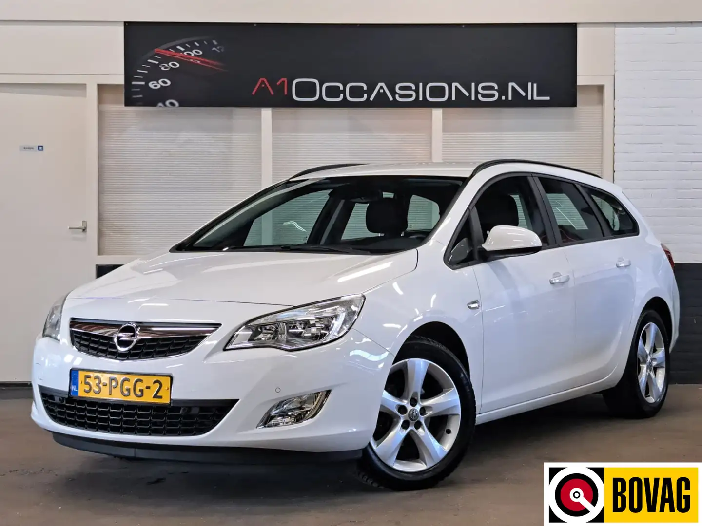 Opel Astra Sports Tourer 1.4 Turbo Edition Weiß - 1