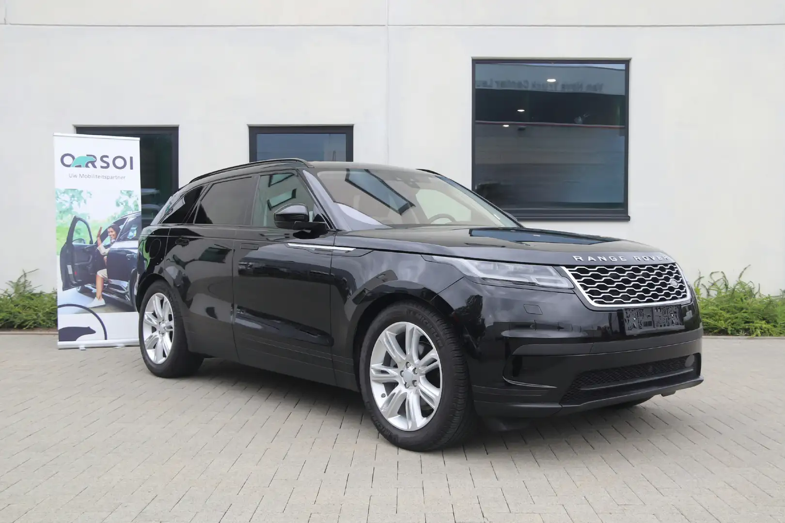 Land Rover Range Rover Velar Lichte vracht Velar D240 S Zwart - 1