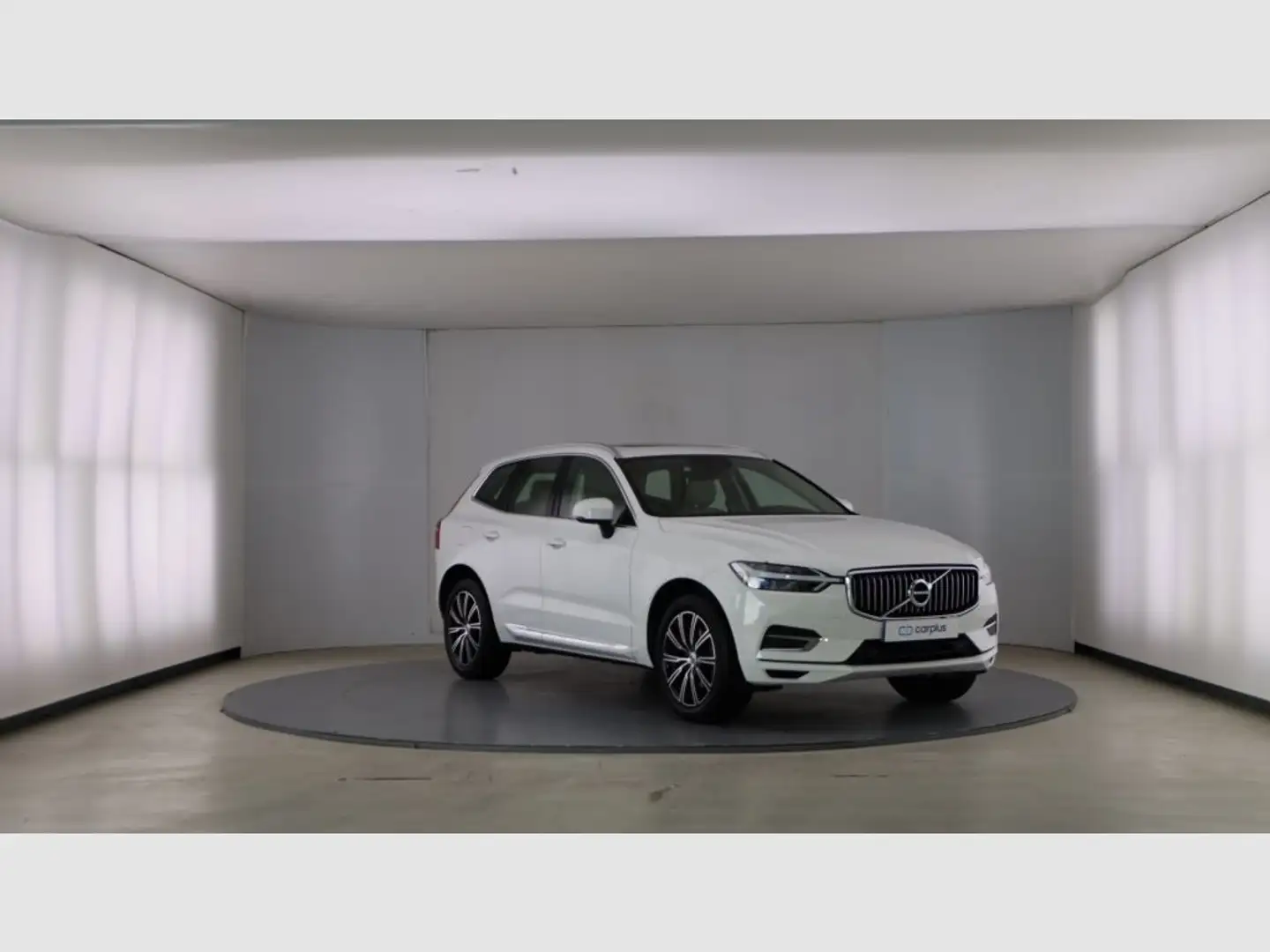 Volvo XC60 B4 Inscription AWD Aut. Blanc - 2