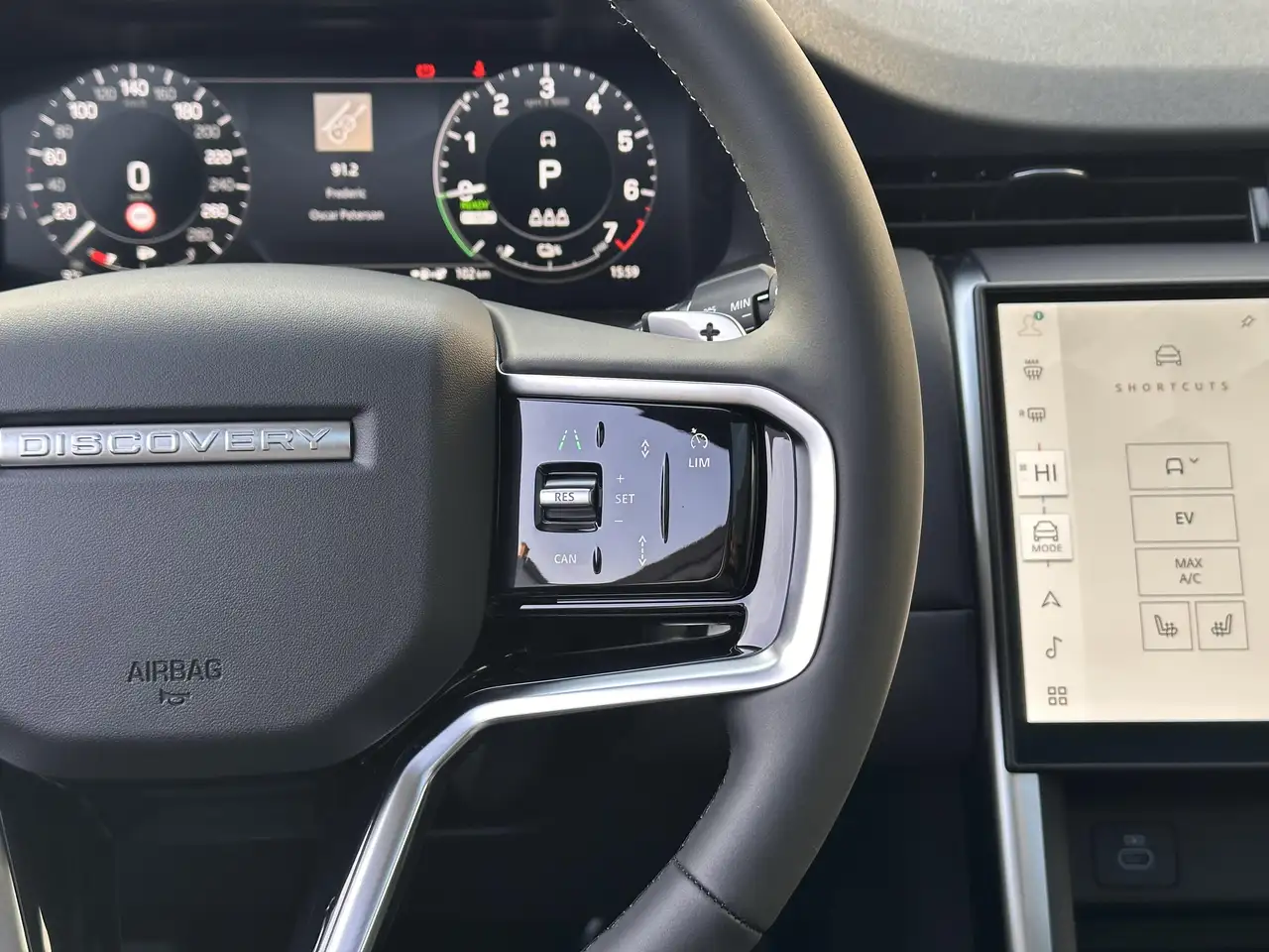 Land Rover Discovery Sport 2026 — фото 15