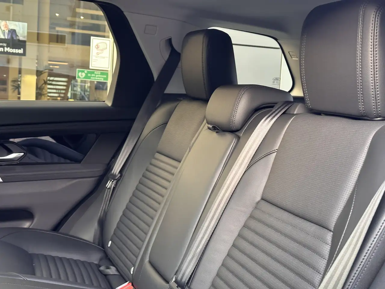 Land Rover Discovery Sport 2026 — фото 11