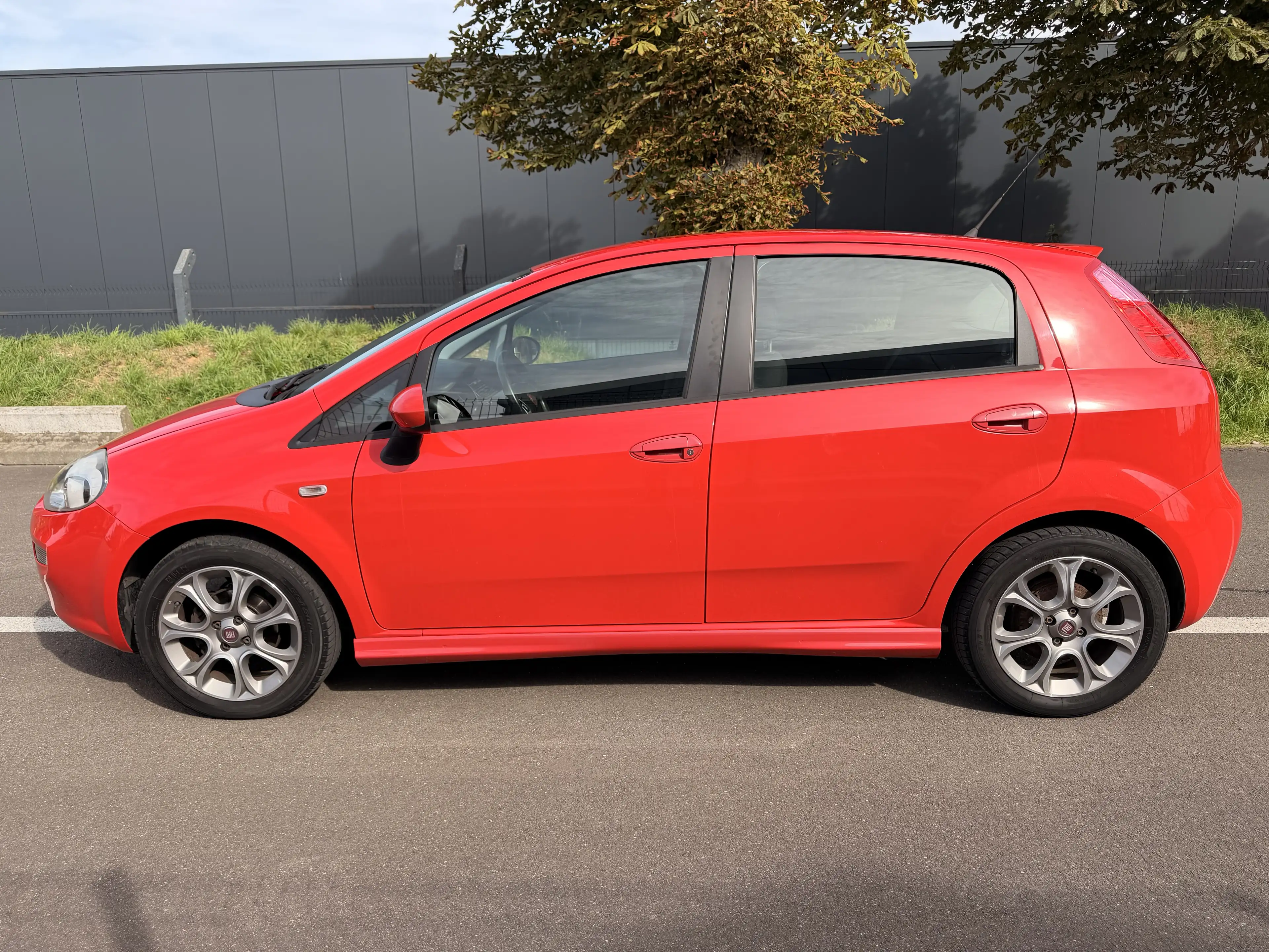 Fiat Punto Punto 1.4i**EURO6B**CLIM**JANTE SPORT**ATTACHE REM — photo 7