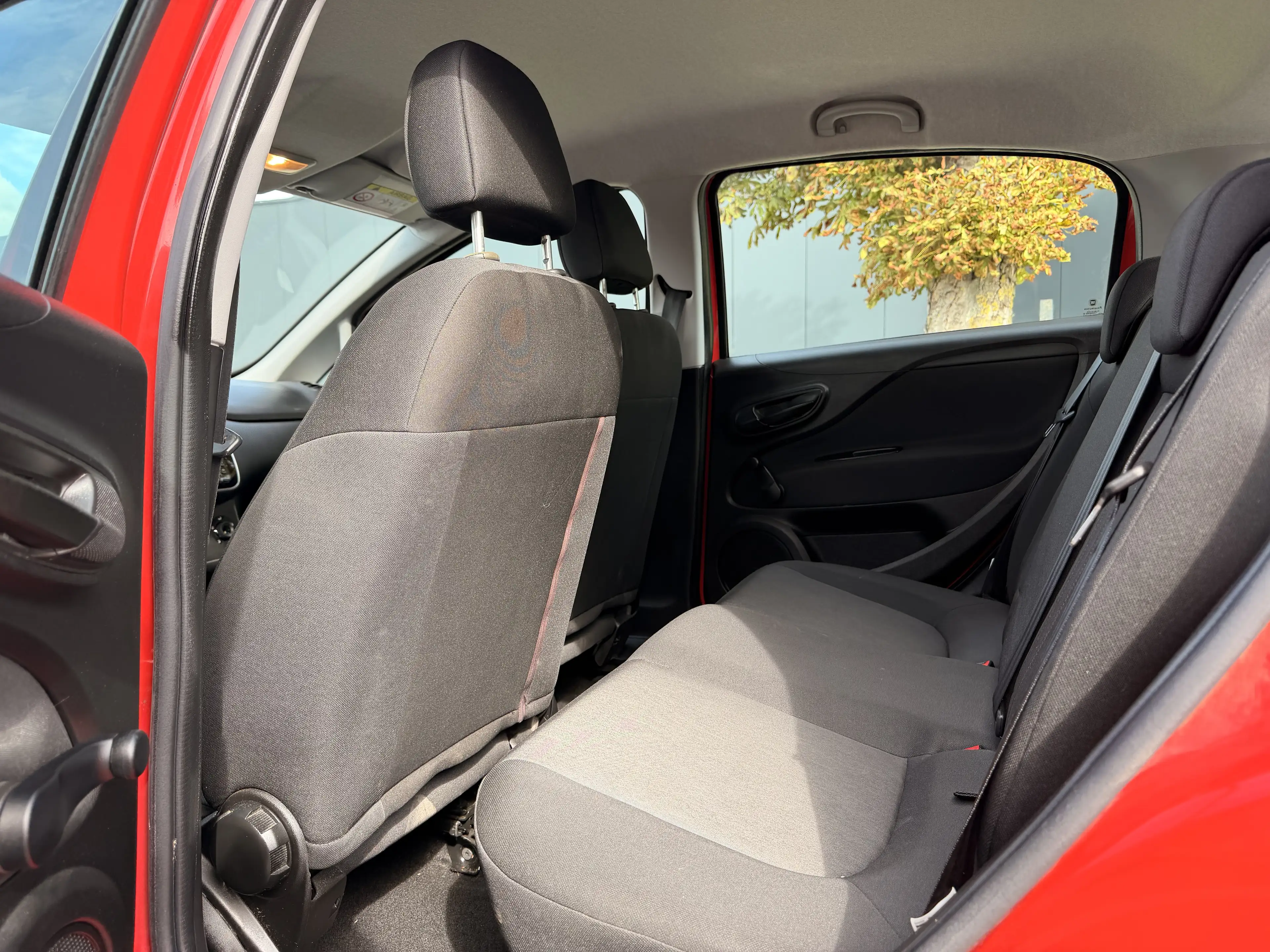Fiat Punto Punto 1.4i**EURO6B**CLIM**JANTE SPORT**ATTACHE REM — photo 11