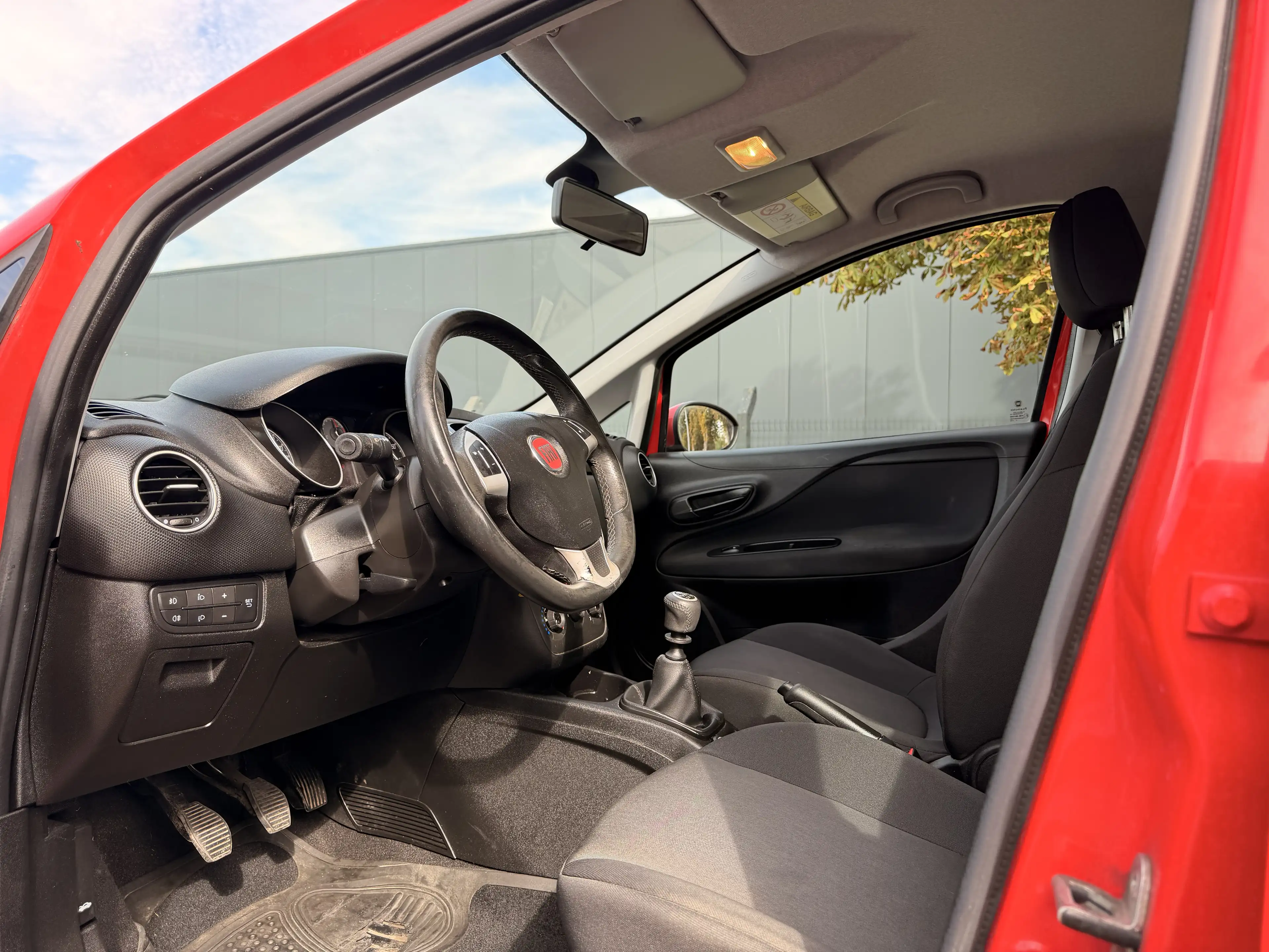 Fiat Punto Punto 1.4i**EURO6B**CLIM**JANTE SPORT**ATTACHE REM — photo 9