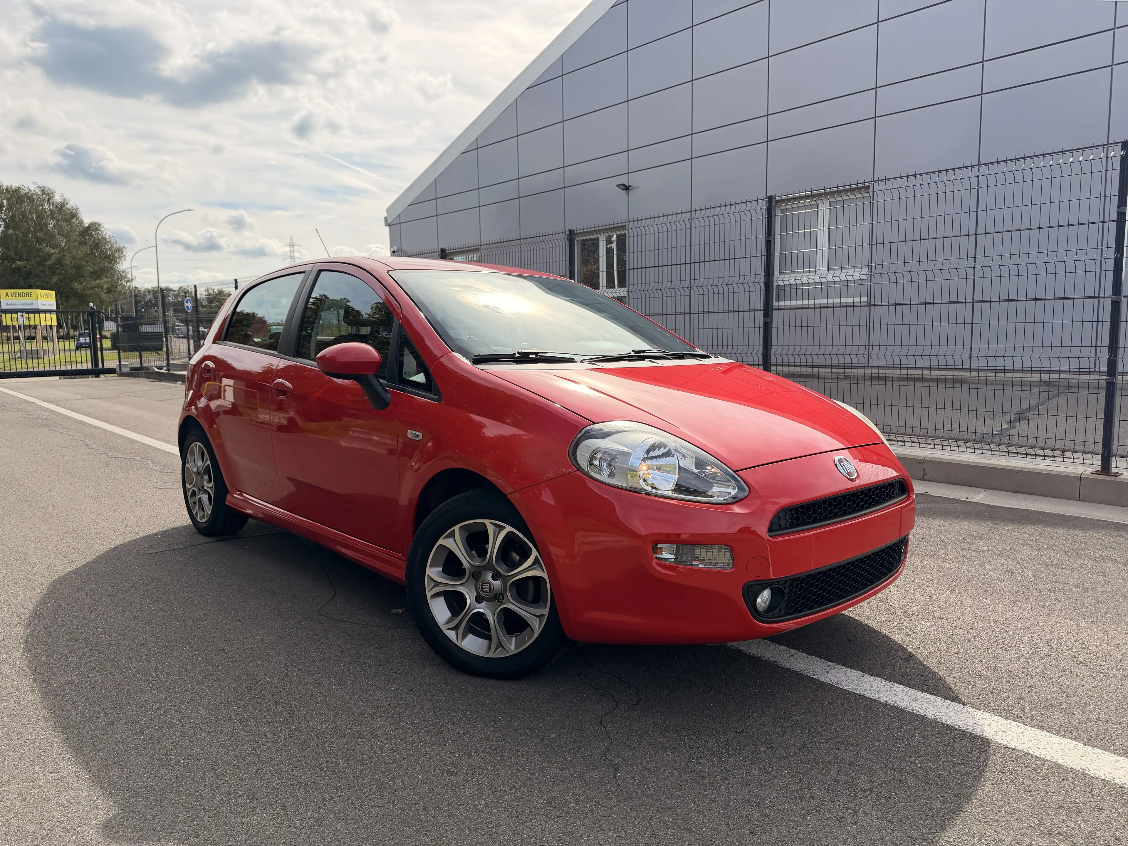 Fiat Punto Punto 1.4i**EURO6B**CLIM**JANTE SPORT**ATTACHE REM