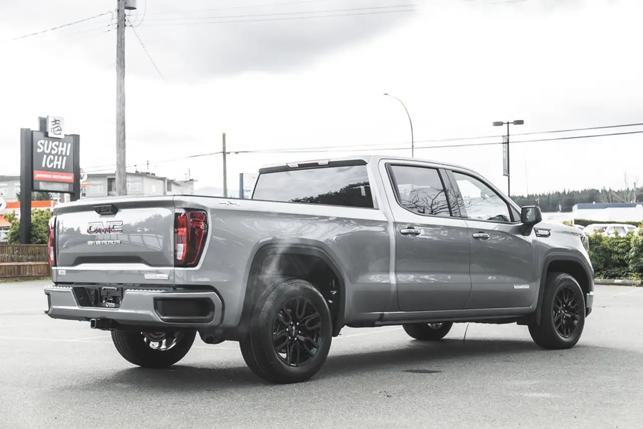 GMC Sierra 1500 снимка GMC Sierra 1500