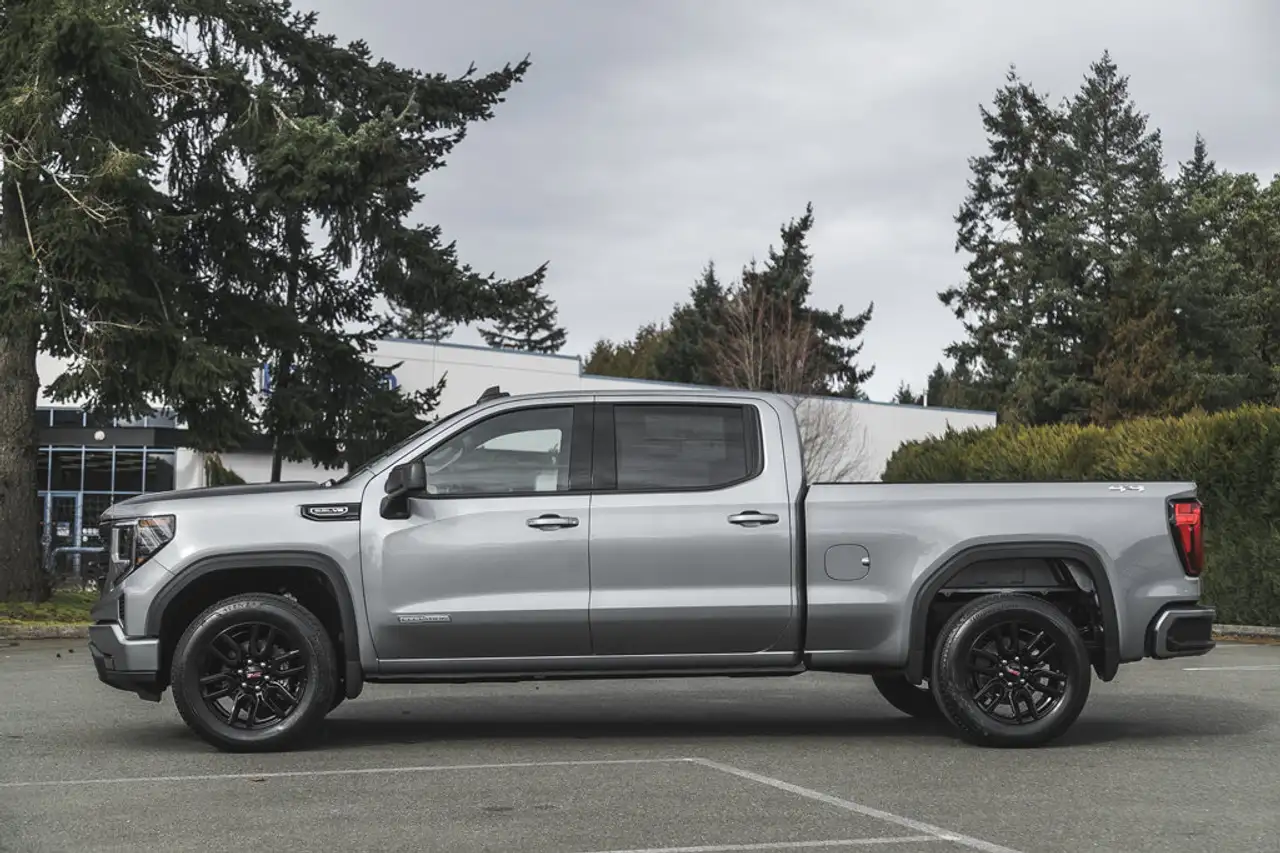 GMC Sierra 1500 снимка GMC Sierra 1500