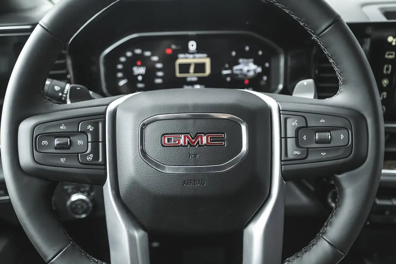 GMC Sierra 1500 снимка GMC Sierra 1500