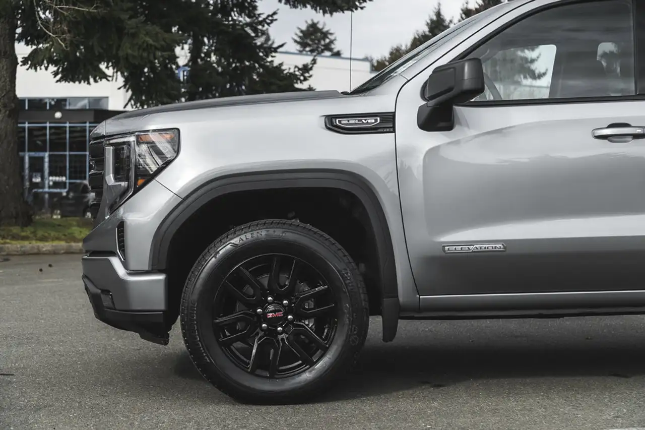 GMC Sierra 1500 снимка GMC Sierra 1500
