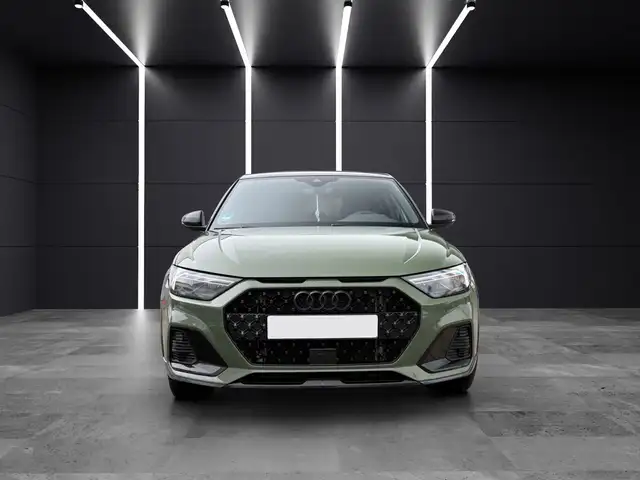 Audi A1 view 8