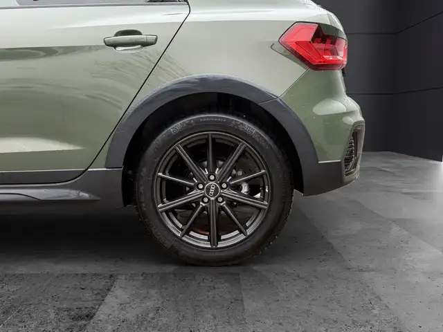 Audi A1 view 10