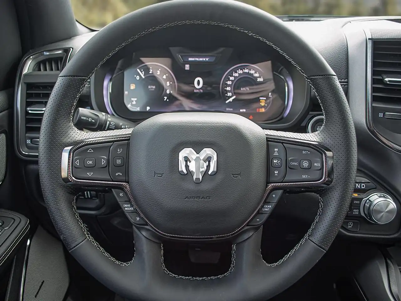 RAM 1500 снимка RAM 1500