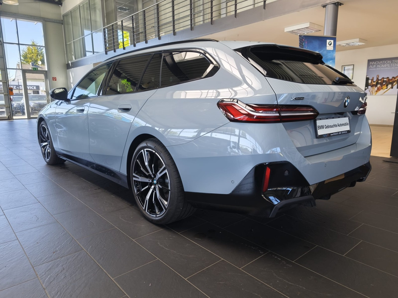 BMW 520 d Tour. xDrive M Sport AHK/RFK/H&K/ACC/20" — photo 4