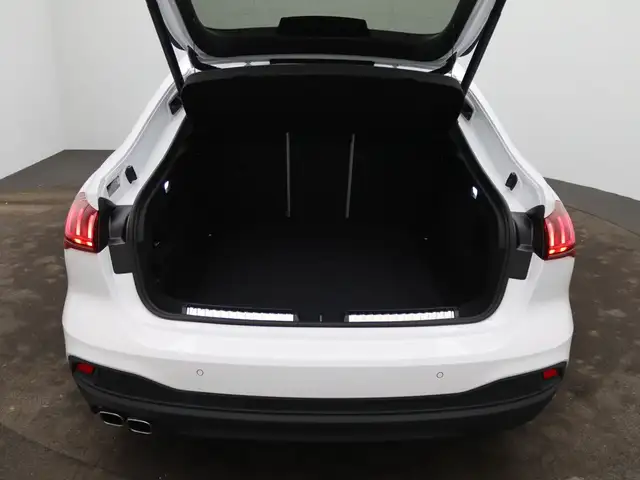 Audi A5 view 7