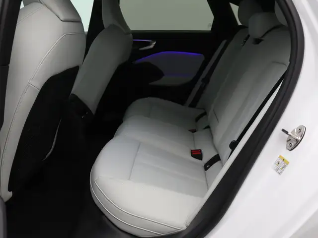 Audi A5 view 12