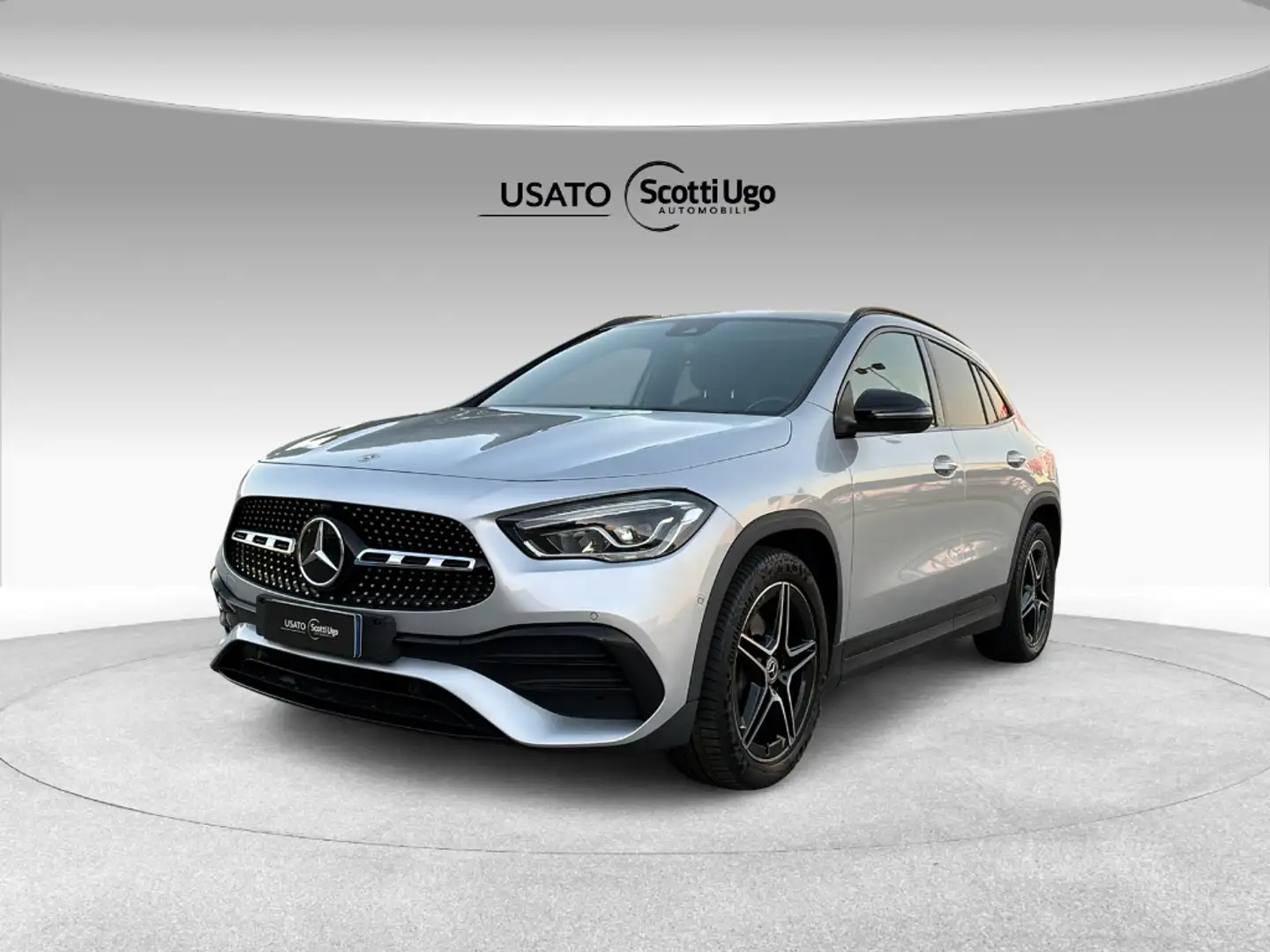 Mercedes-Benz GLA 180 180 d Premium auto - 1
