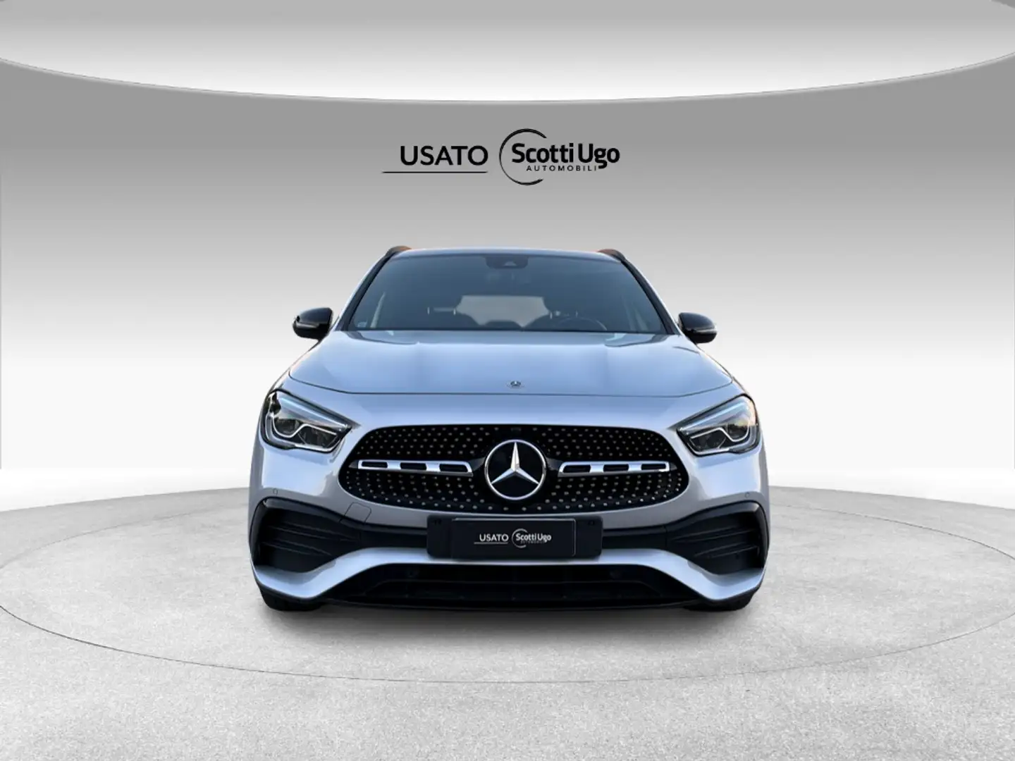 Mercedes-Benz GLA 180 180 d Premium auto - 2