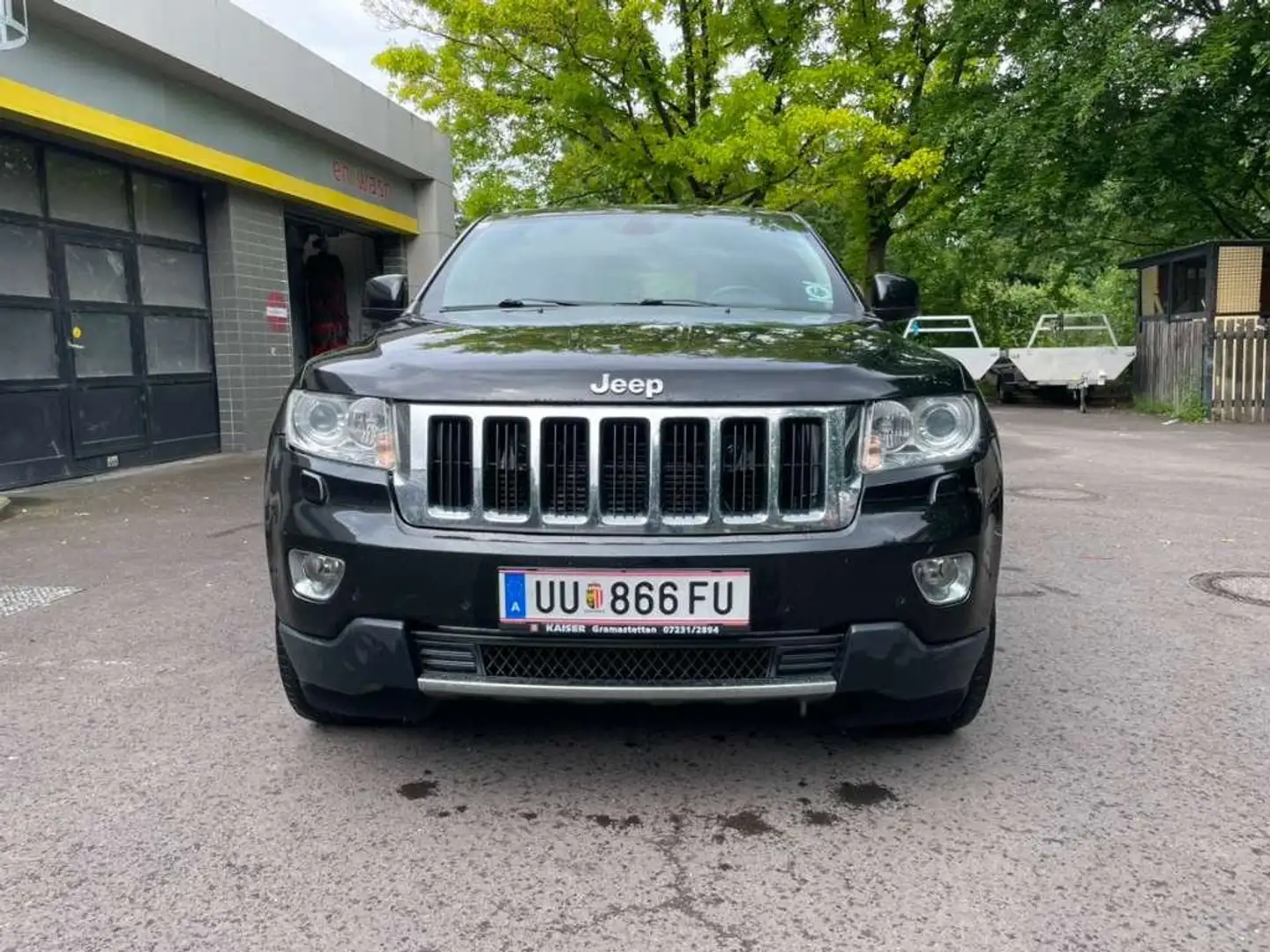Jeep Grand Cherokee Grand Cherokee 3,0 Limited CRD Limited crna - 1