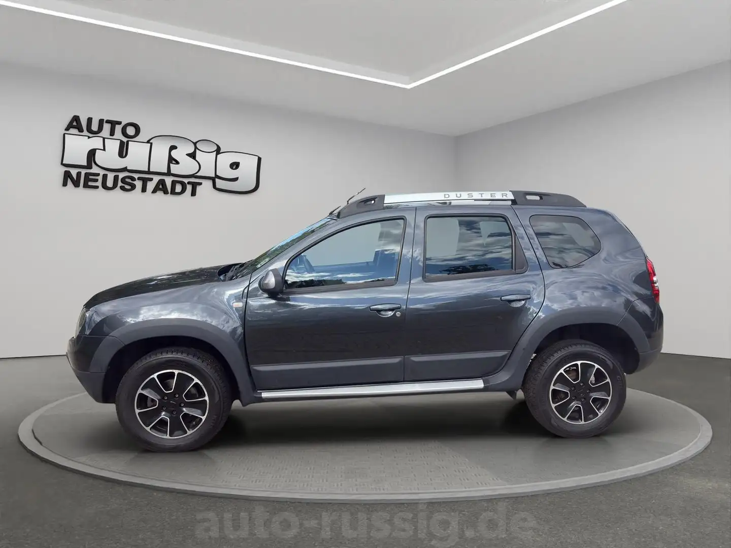 Dacia Duster Urban Explorer 4x2 1.2 16V,KAMERA,1.H Grau - 2