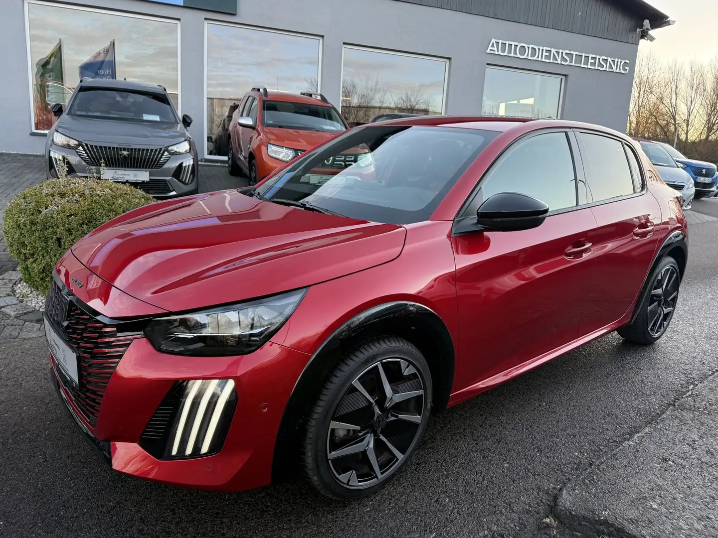 Peugeot 208 1.2 PureTech 100 GT NAVI LED ACC DAB Rot - 2