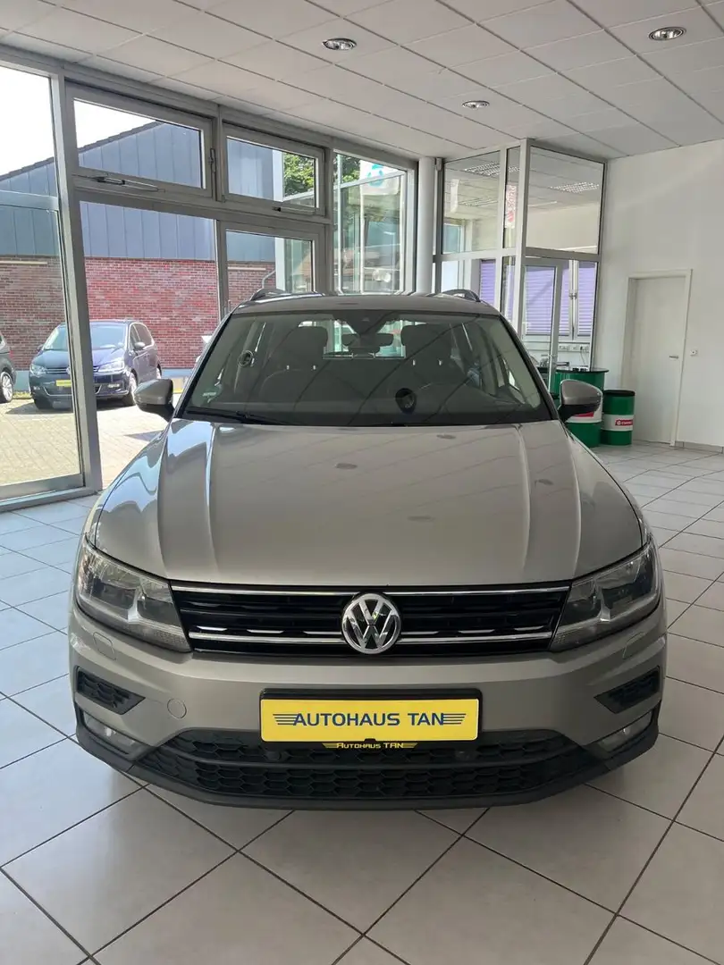 Volkswagen Tiguan Comfortline 2.0 TDI DSG  *Digitaltacho* Silber - 2