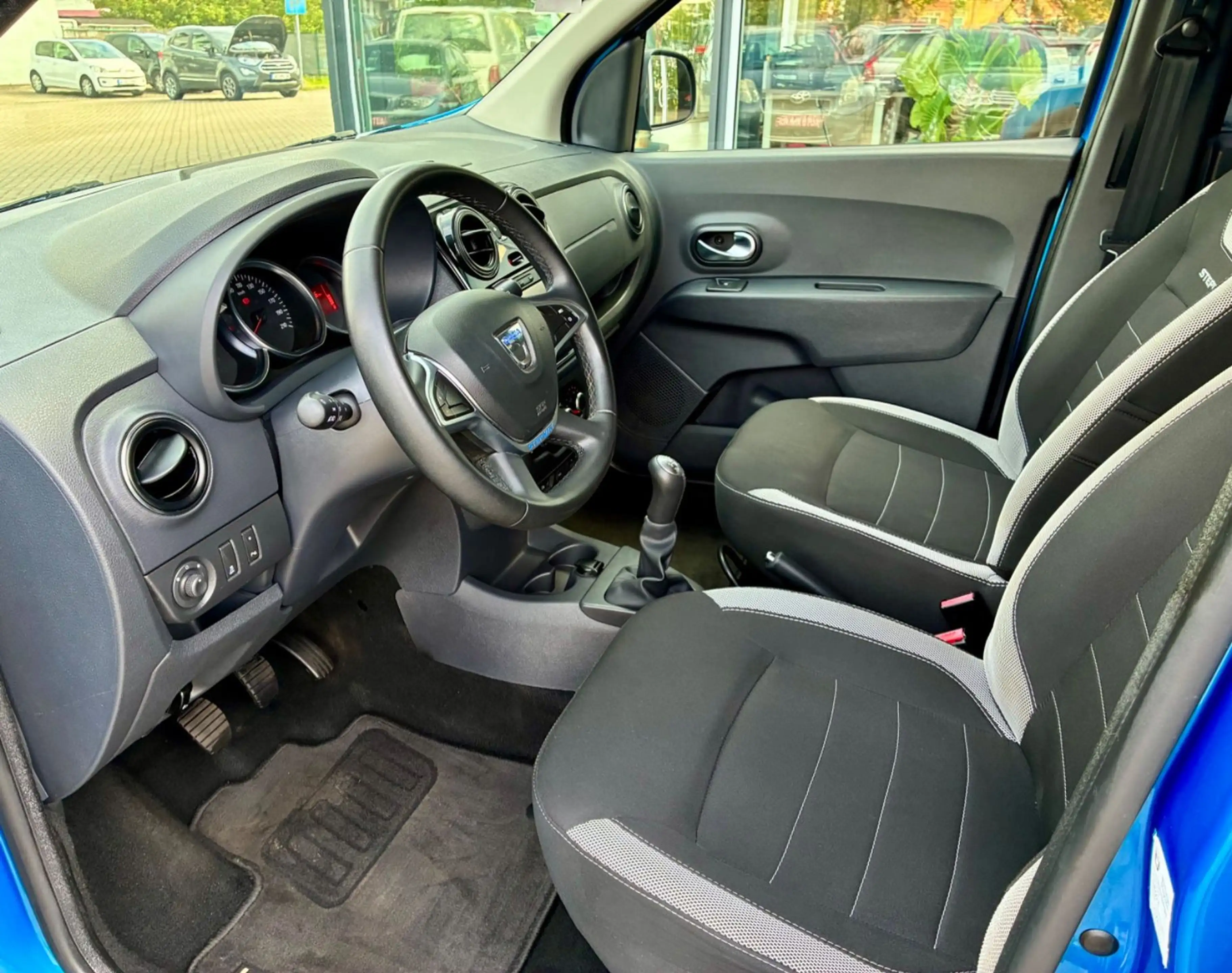 Dacia Lodgy Stepway Navi PDC — photo 8