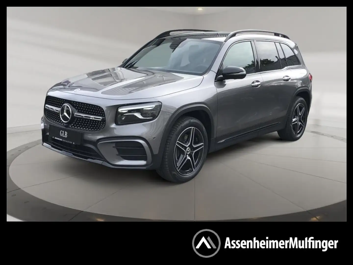 Mercedes-Benz GLB 200 +MBUX+AMG+Wide+Navi+Pano+AHK+SpurW+PDC Grau - 1