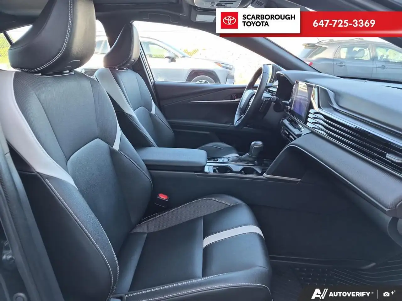 Toyota Camry снимка Toyota Camry