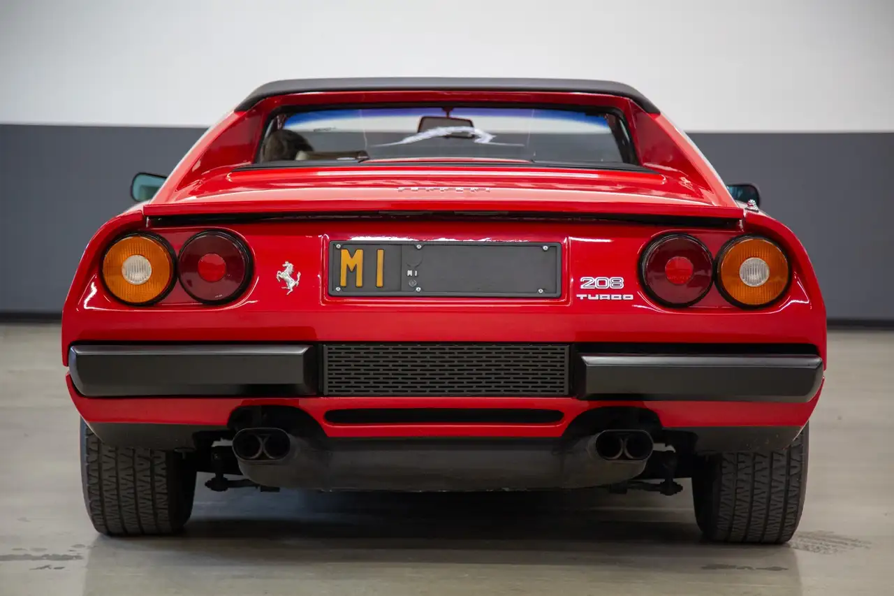 Ferrari 208 turbo GTS, foto 7