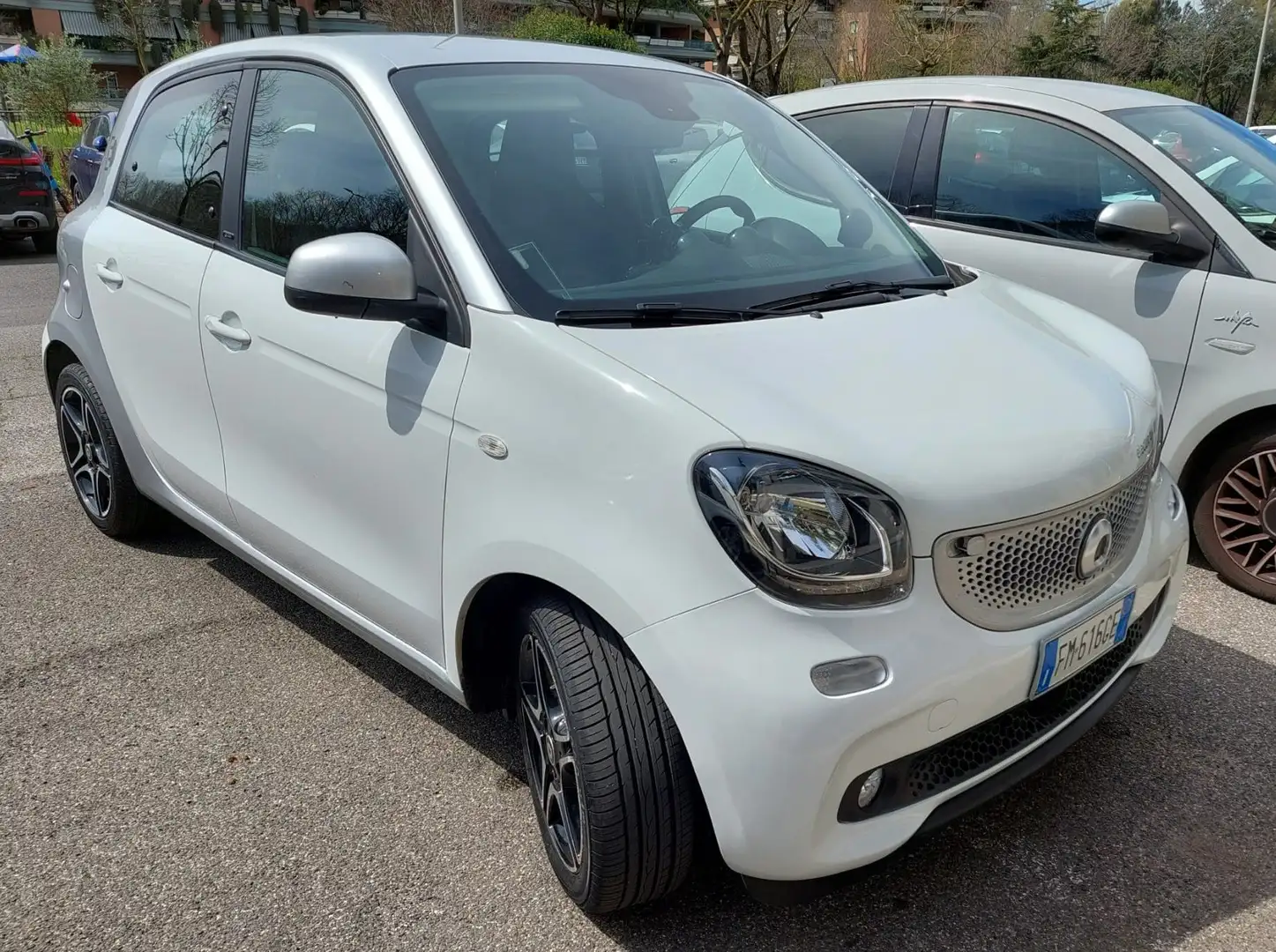 smart forFour Forfour II 2015 electric drive Passion Bianco - 1