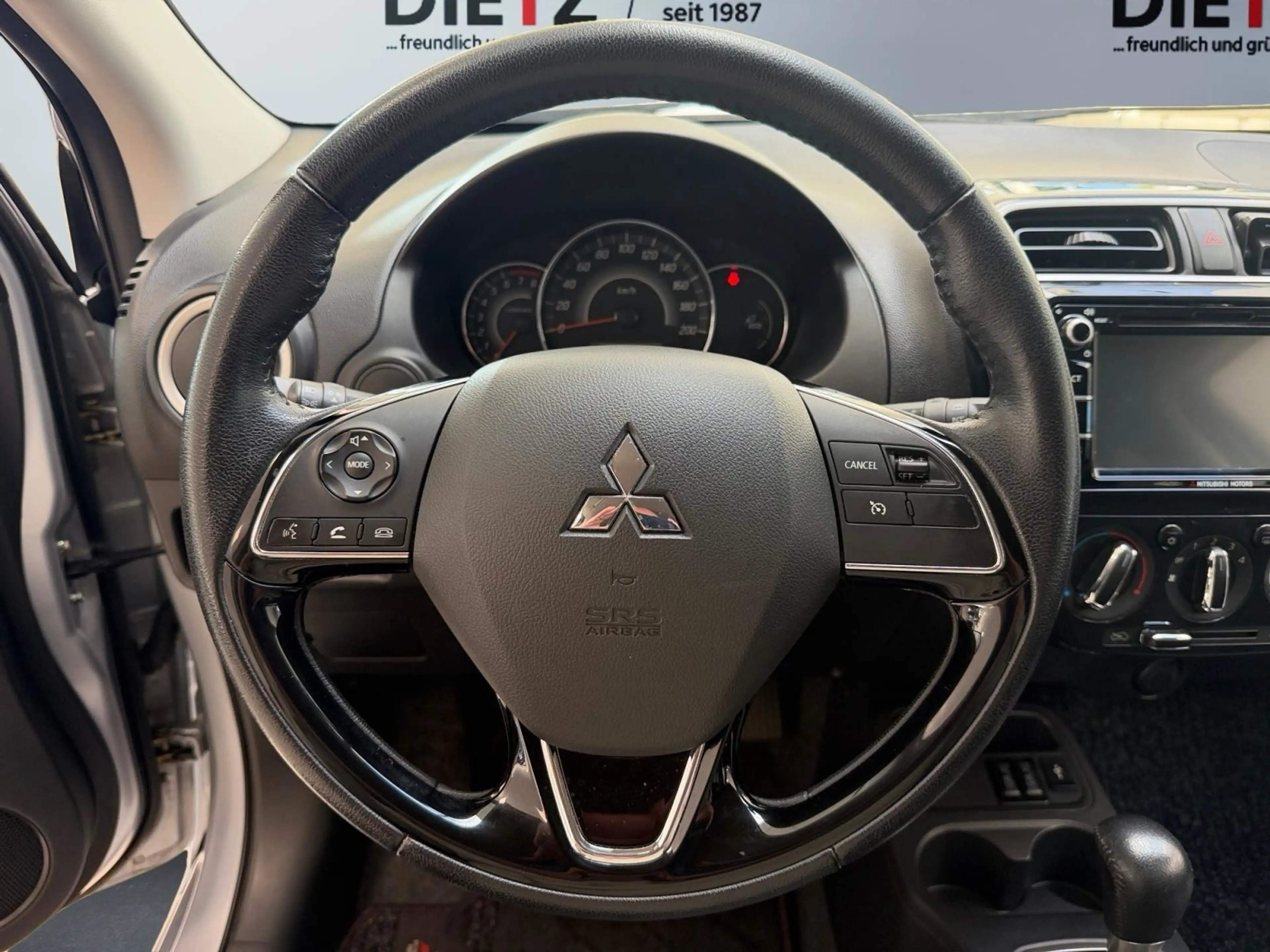 Mitsubishi Space Star 1.2 Top*NAVI*KLIMA*PDC*SHZ*CARPLAY — photo 12