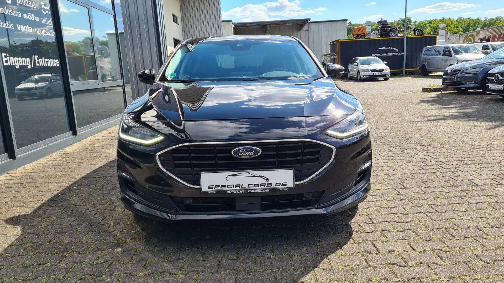 Ford Focus Lim. Cool & Connect - WINTER - LED Schwarz - 2