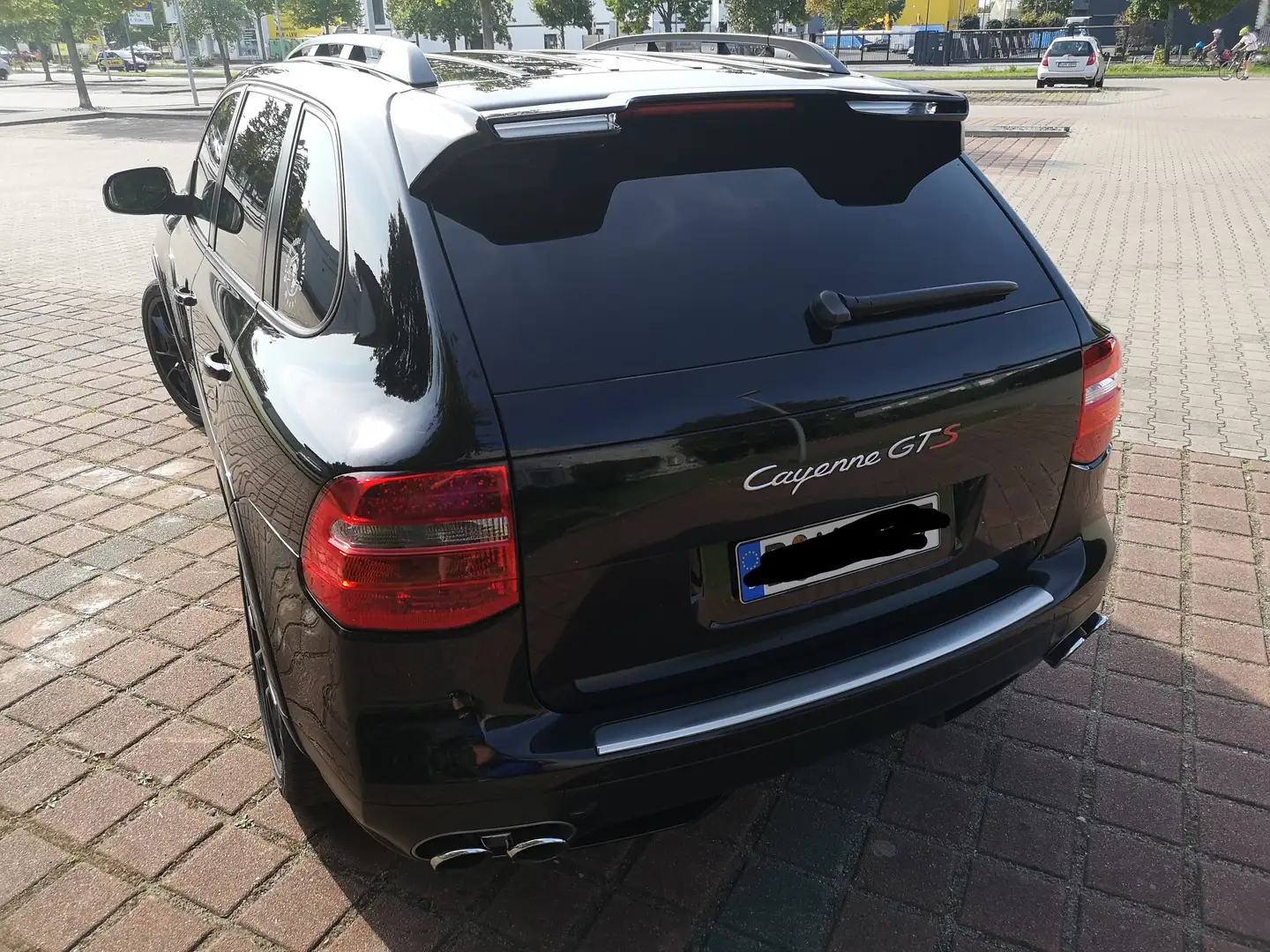 Porsche Cayenne Cayenne Tiptronic S GTS Schwarz - 2